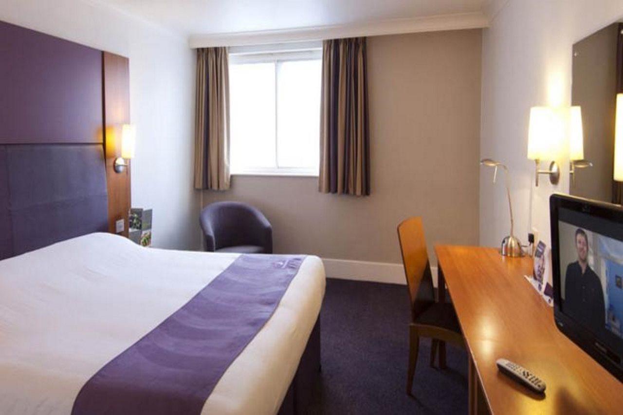 Premier Inn Melton Mowbray Ngoại thất bức ảnh